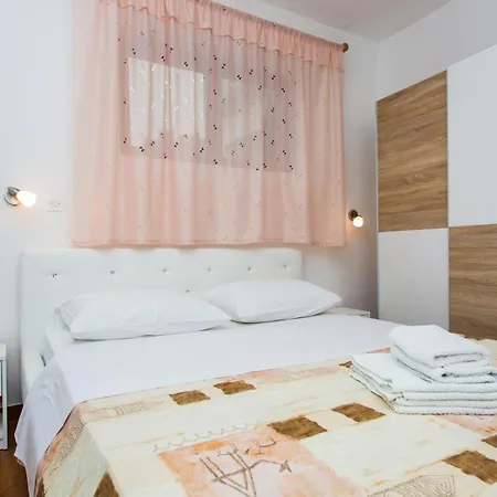 Apartments Luka 3 Baska  Exterior photo