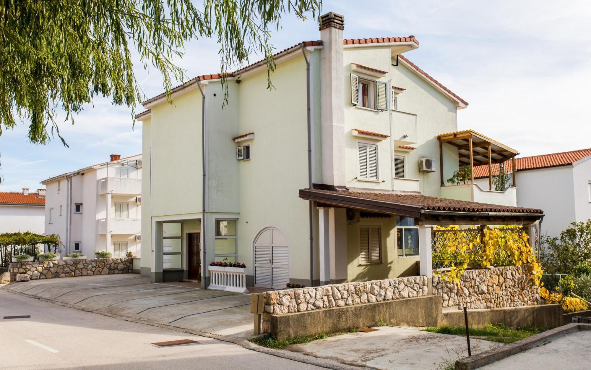 Apartment Luka 3 Baska (Krk)