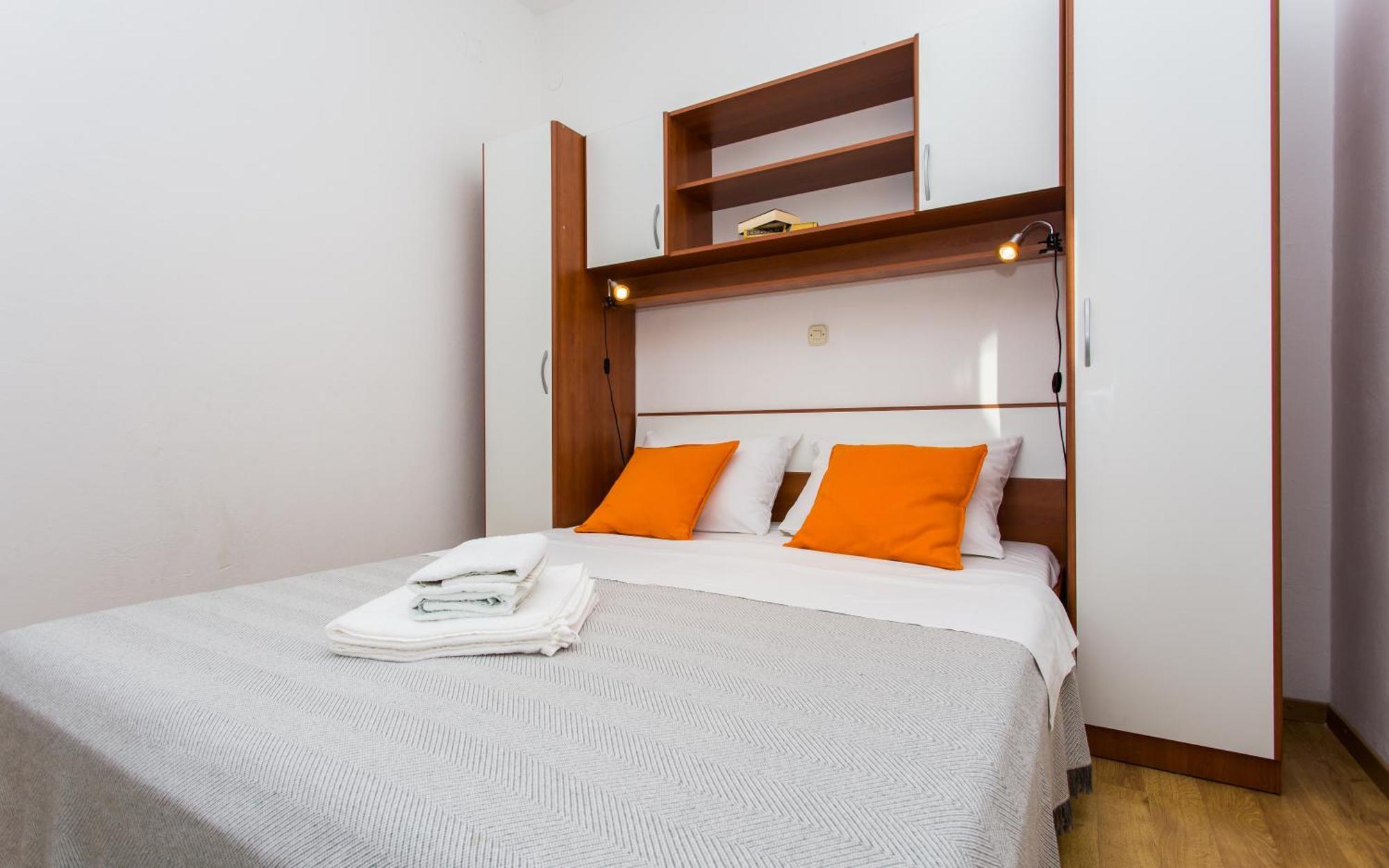Apartment Luka 3